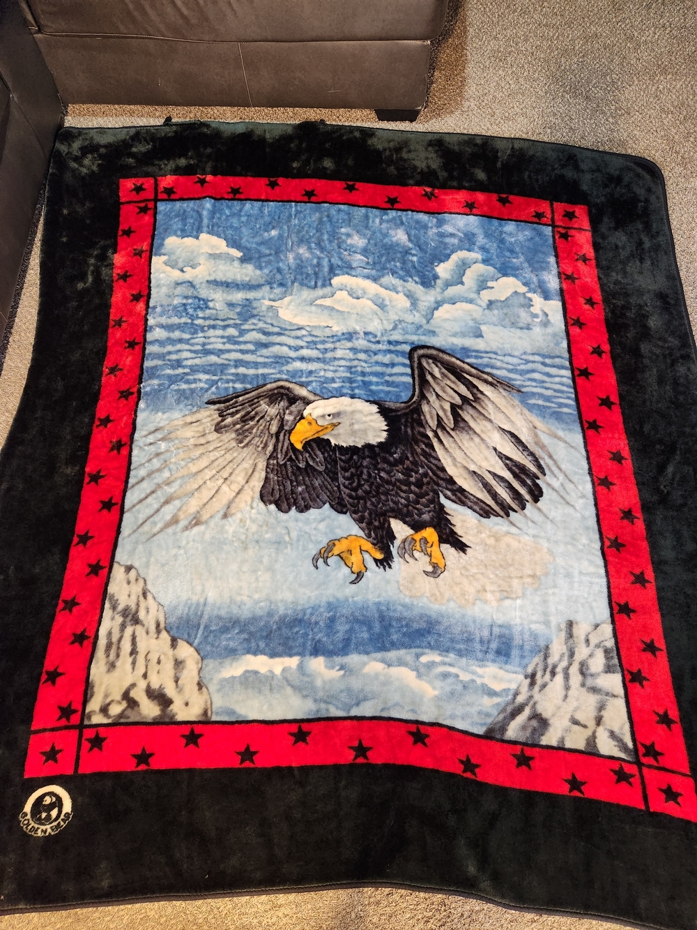 Vintage Golden Bear Heavy Duty Fleece Eagle Blanket Size 85×78